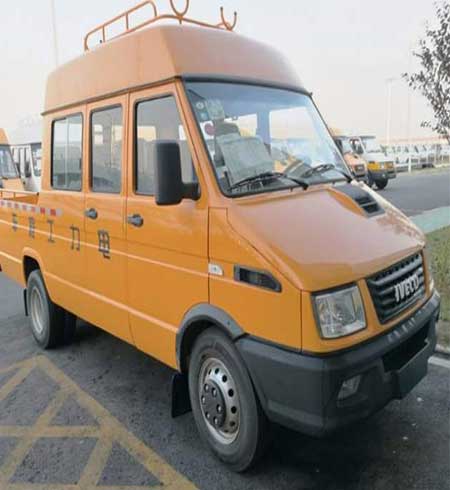 特殊车辆的车厢聚脲做防腐处理