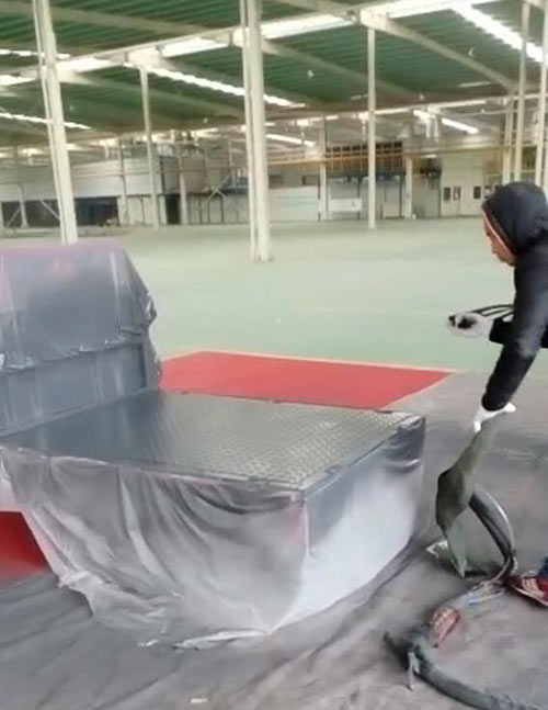 聚脲喷涂机哪个品牌好用于车厢防腐耐磨